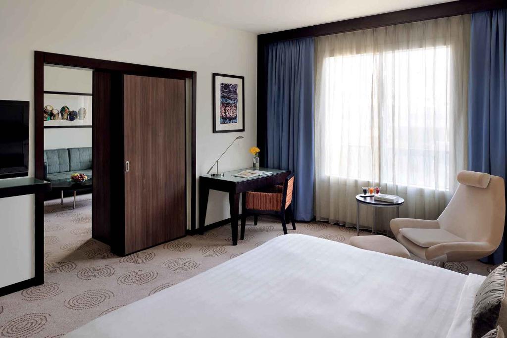 hotel-thumb