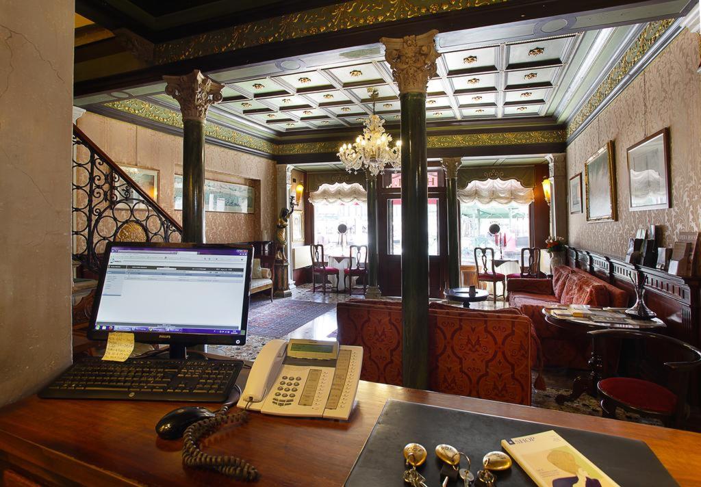 Hotel Marconi, Italien, Venedig. Großes 18