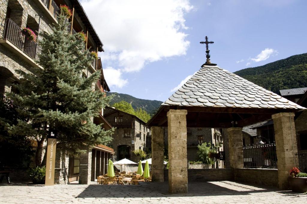 Santa Barbara de la Vall de Ordino - General view