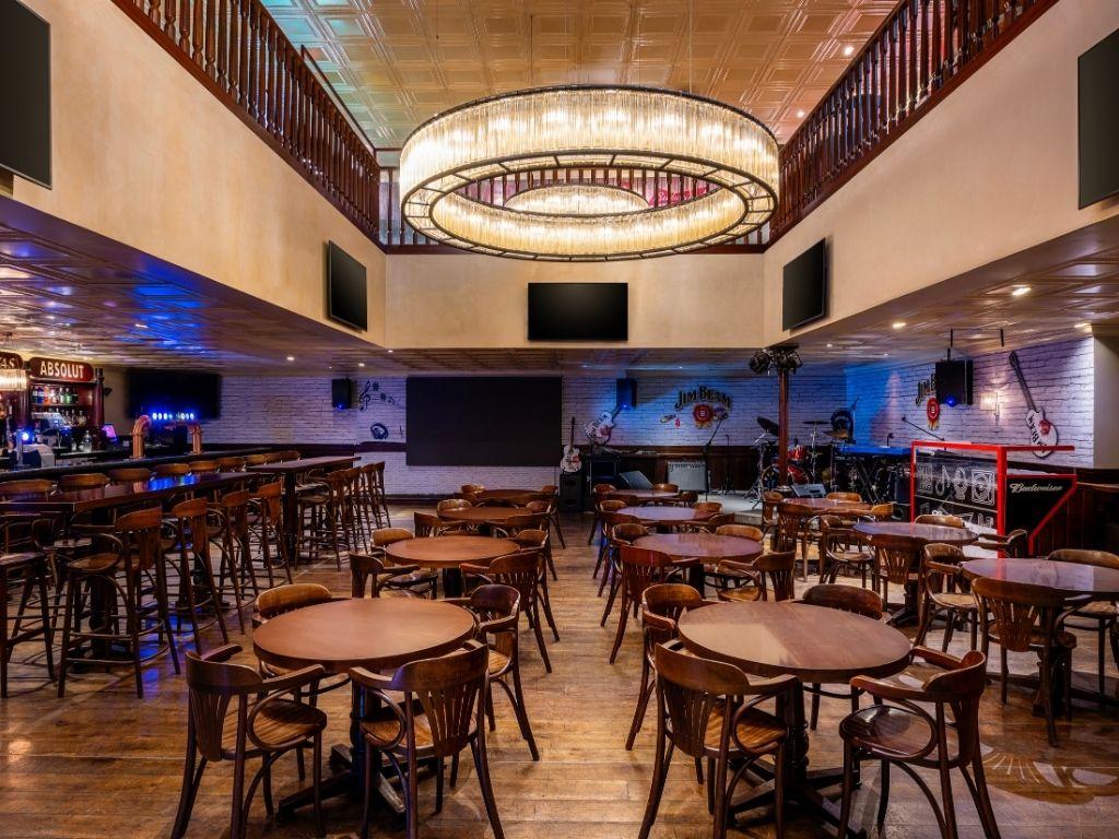 Bar