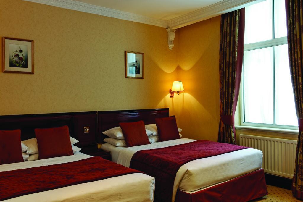 Wellington Hotel by Blue Orchid