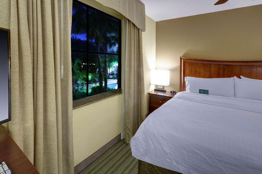 hotel-thumb