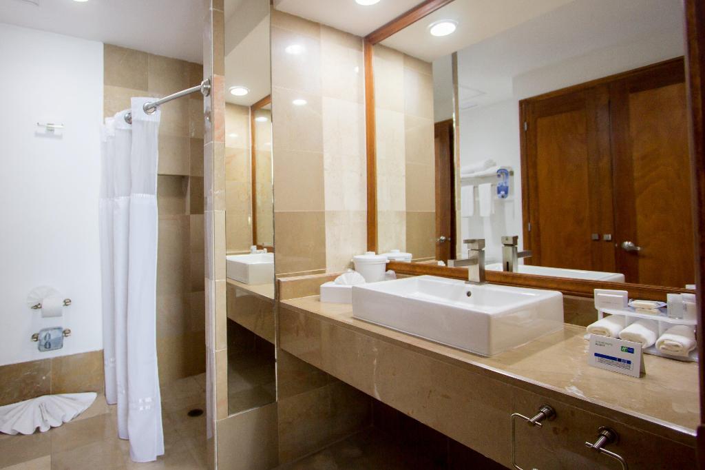 Holiday Inn Express Nuevo Laredo