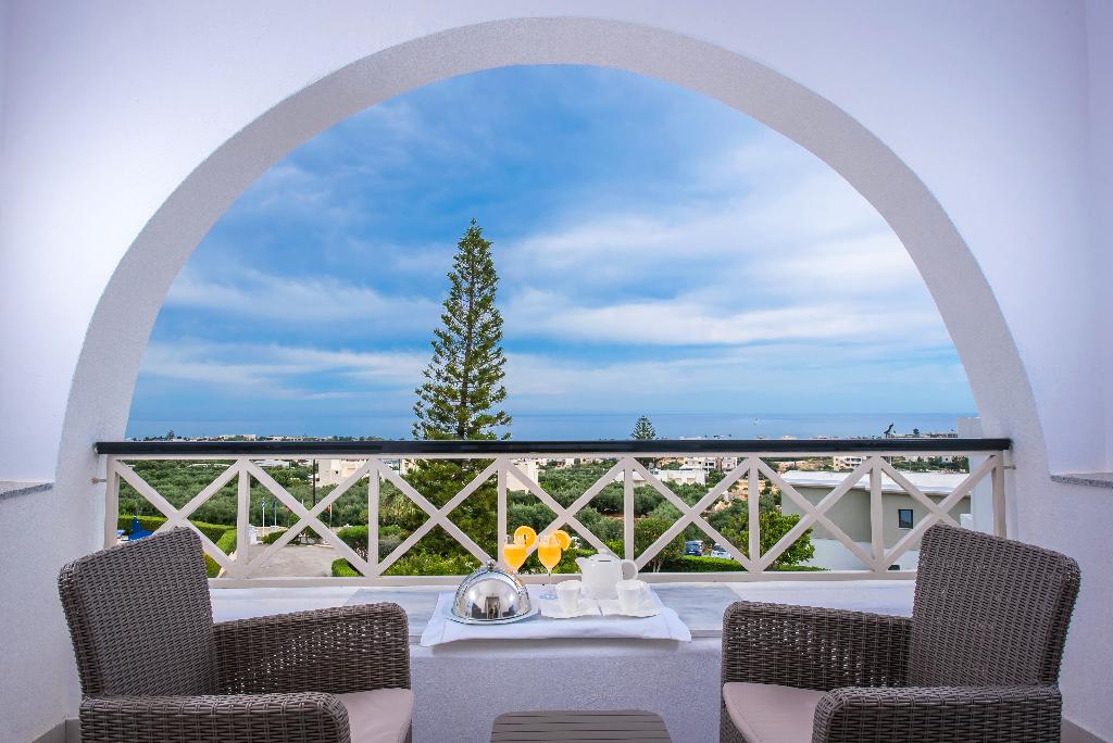 Matheo Villas & Suites