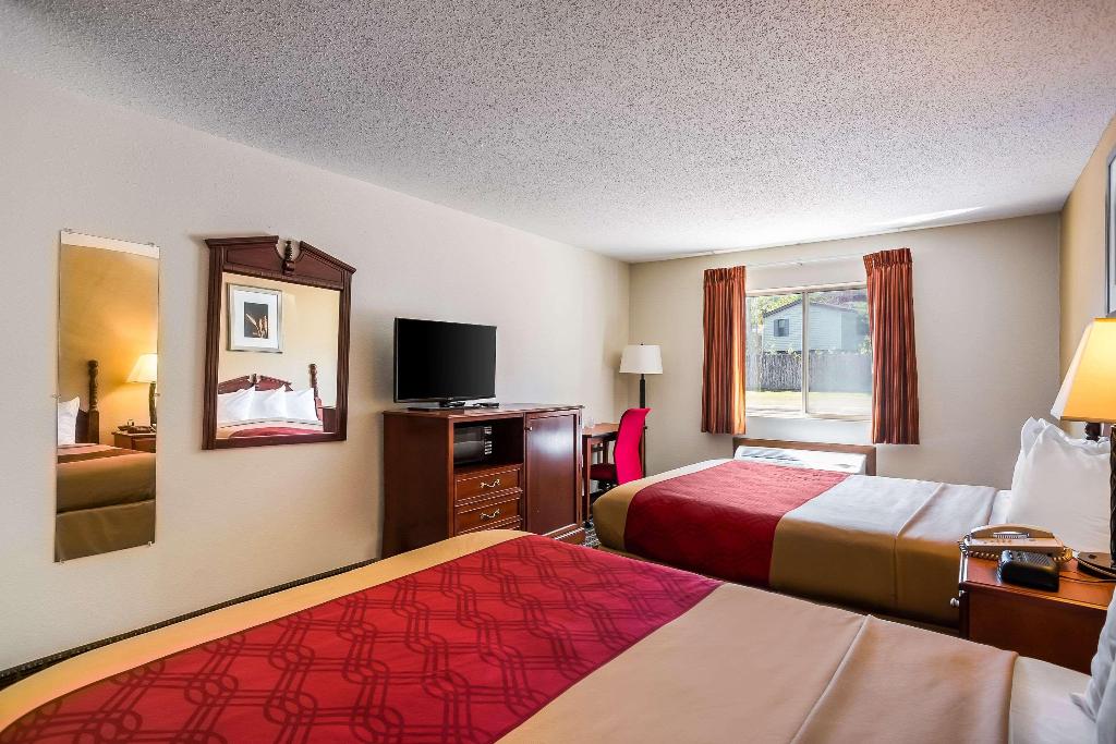 Rodeway Inn Cedar Rapids
