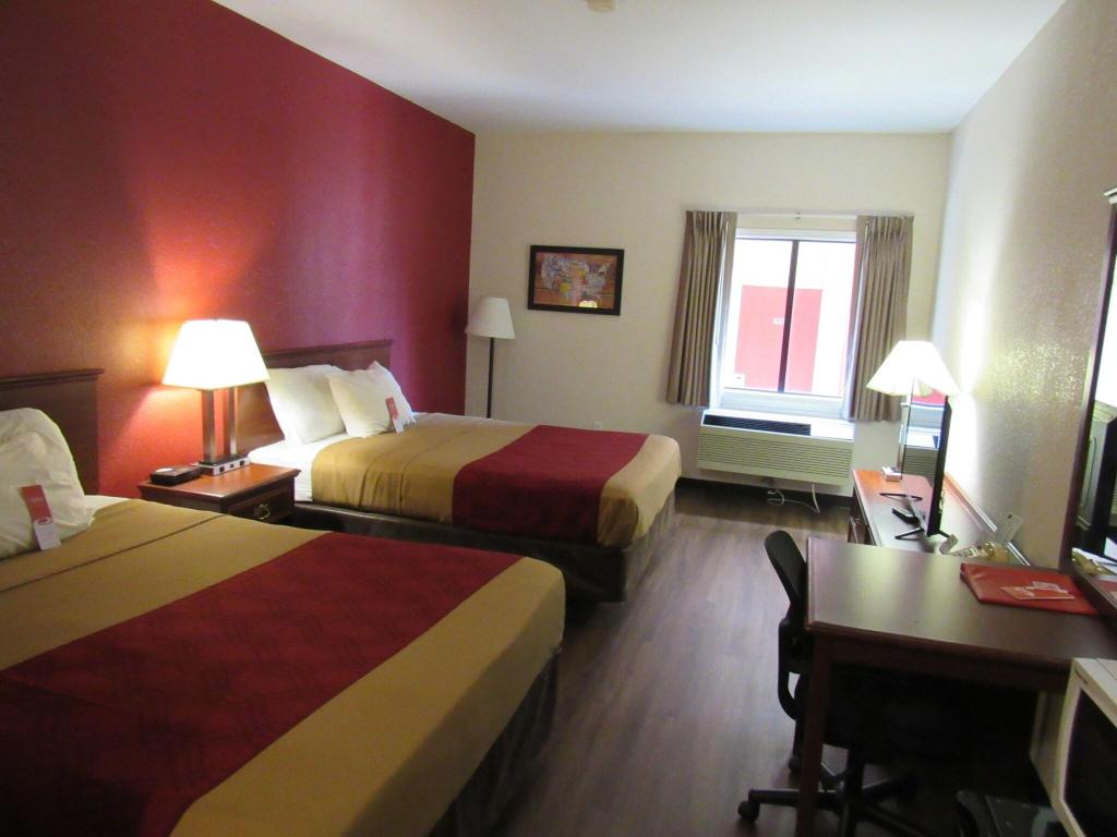 Econo Lodge Carlisle Central