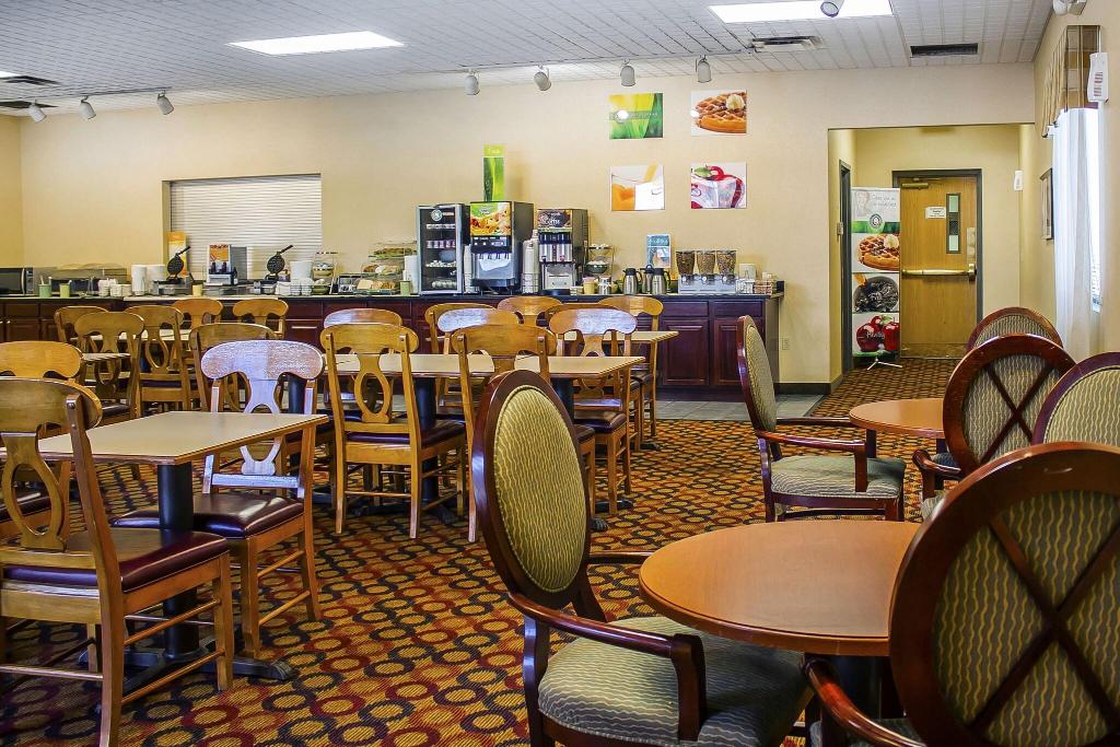 Wilkes-Barre Inn and Suites