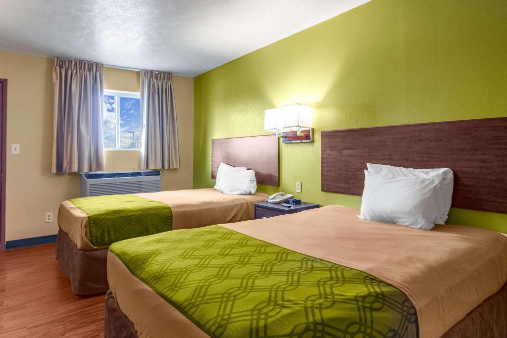 Econo Lodge Kent Area