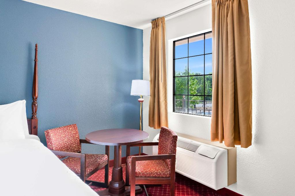 Clarion Inn Branson