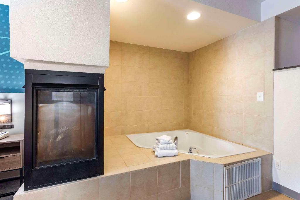 Comfort Suites Ocean City West