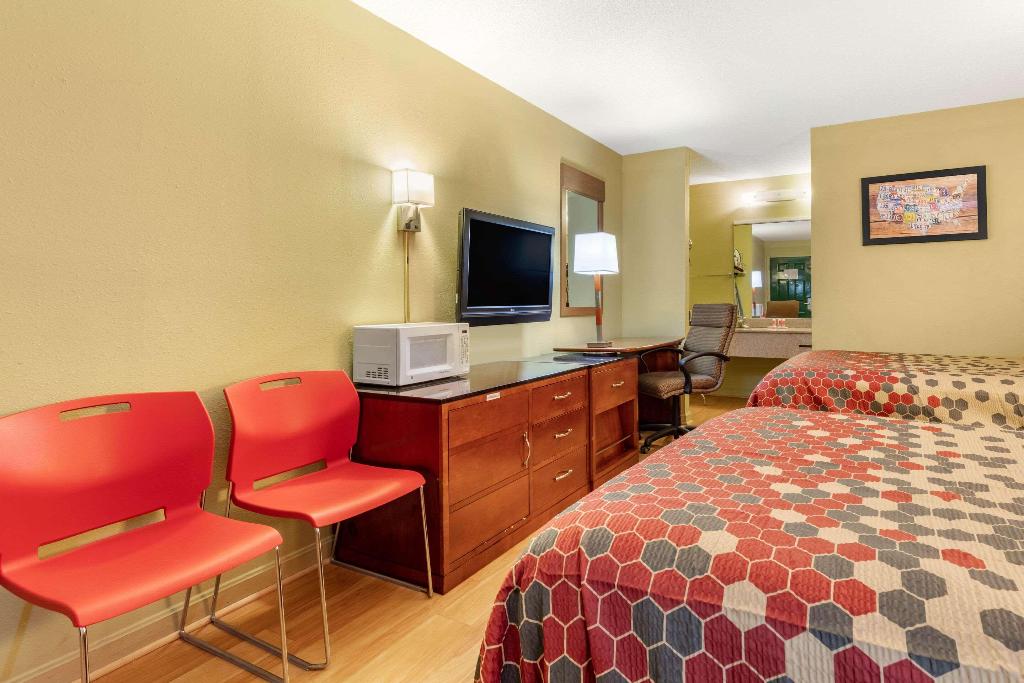Econo Lodge Milan TN