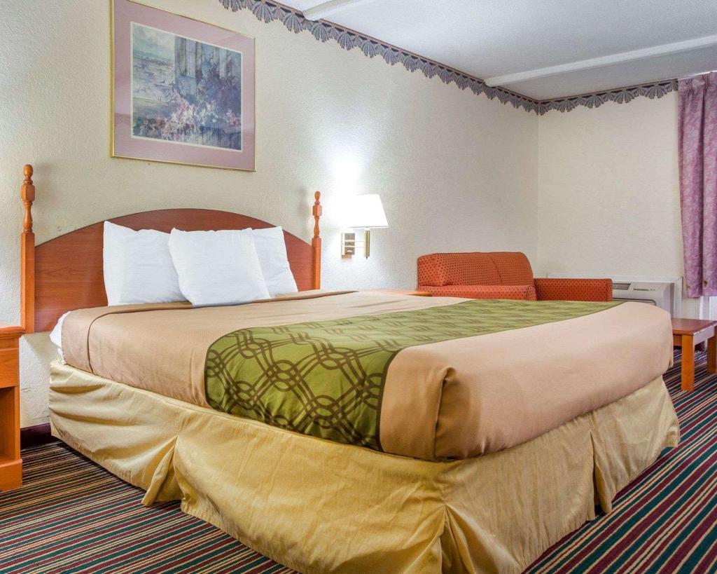 Rodeway Inn Stone Mountain