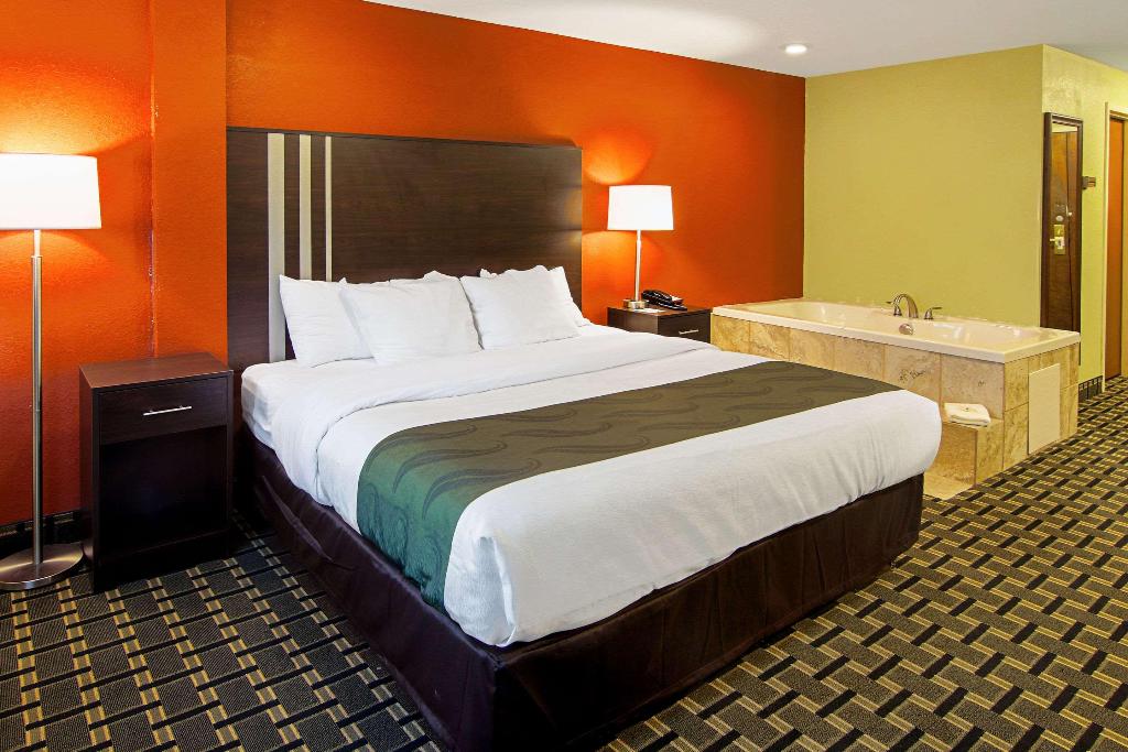 Quality Inn Plainfield I-395