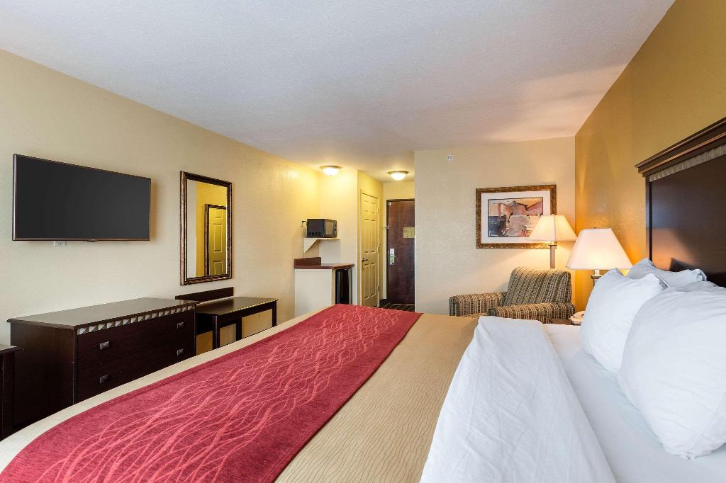 Springplace Inn & Suites