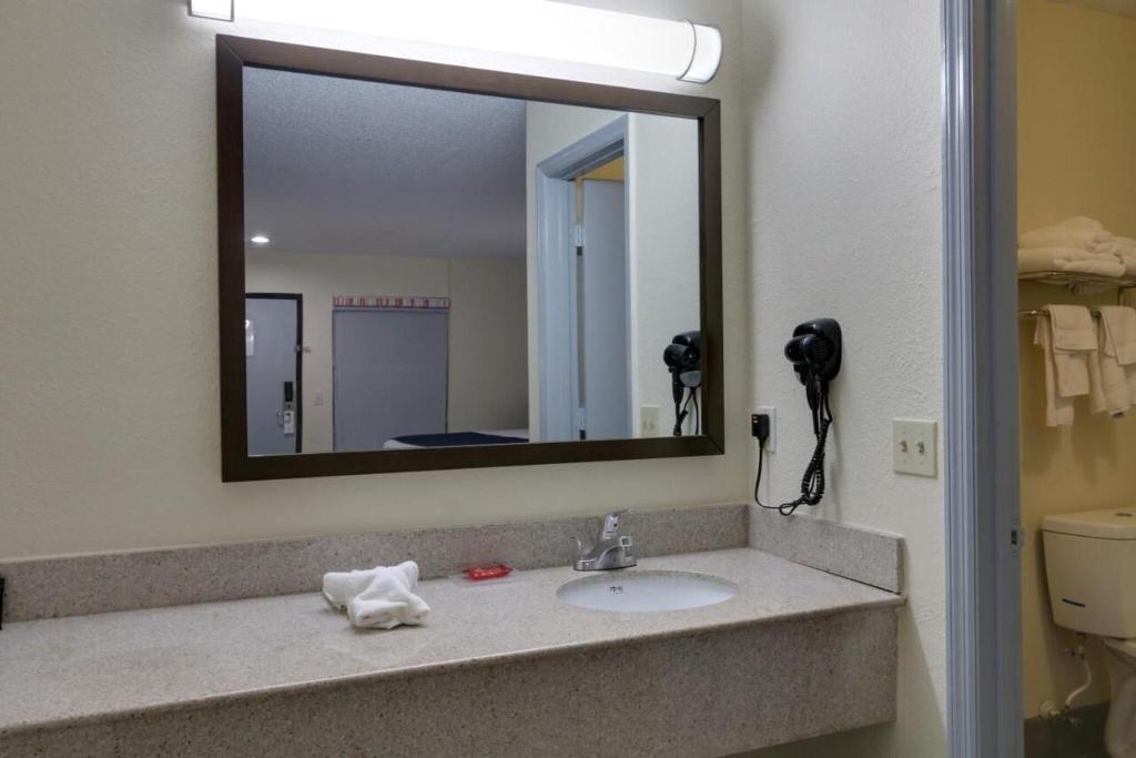Baymont By Wyndham Ridgeland I-95