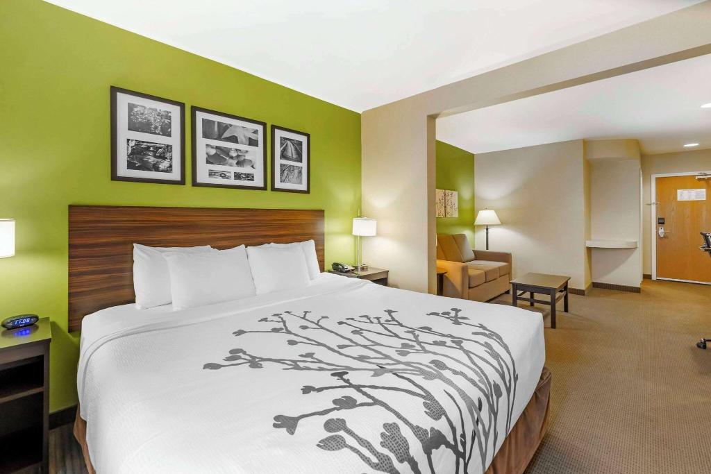 Sleep Inn & Suites Redmond