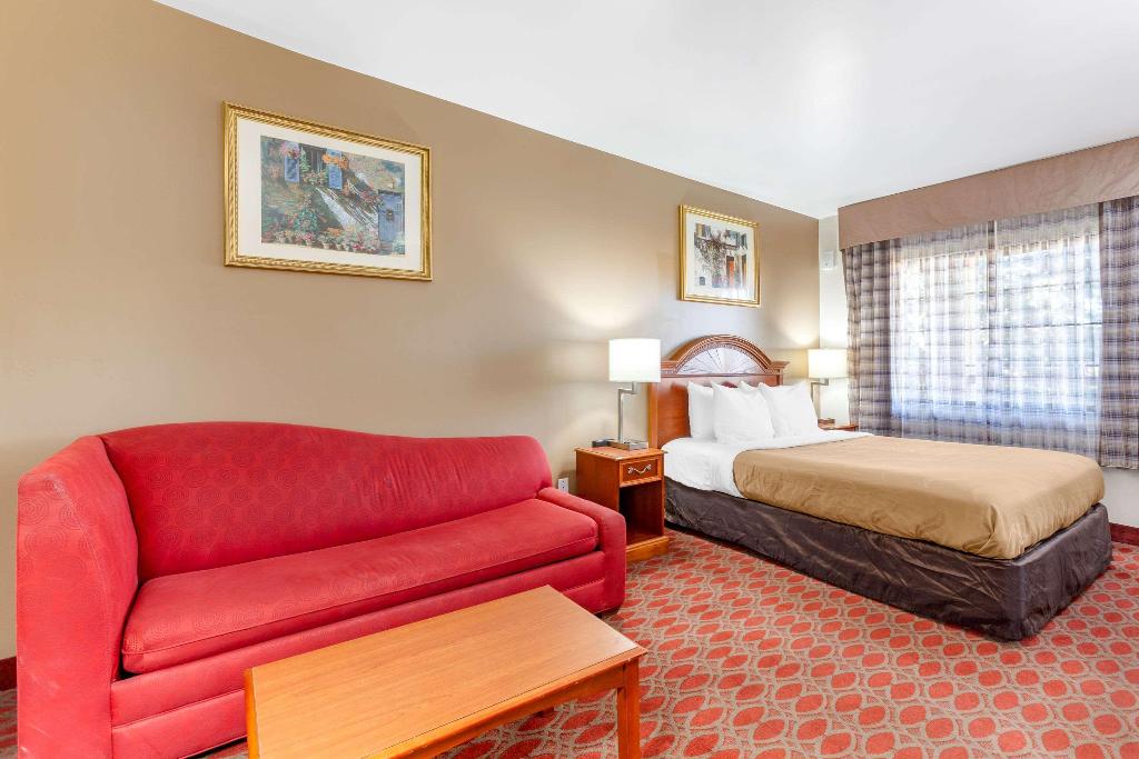 Quality Inn & Suites Goodyear - Phoenix West