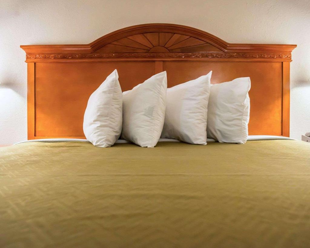 Econo Lodge Panama City Beach
