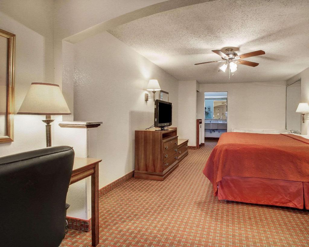 Quality Inn North Area