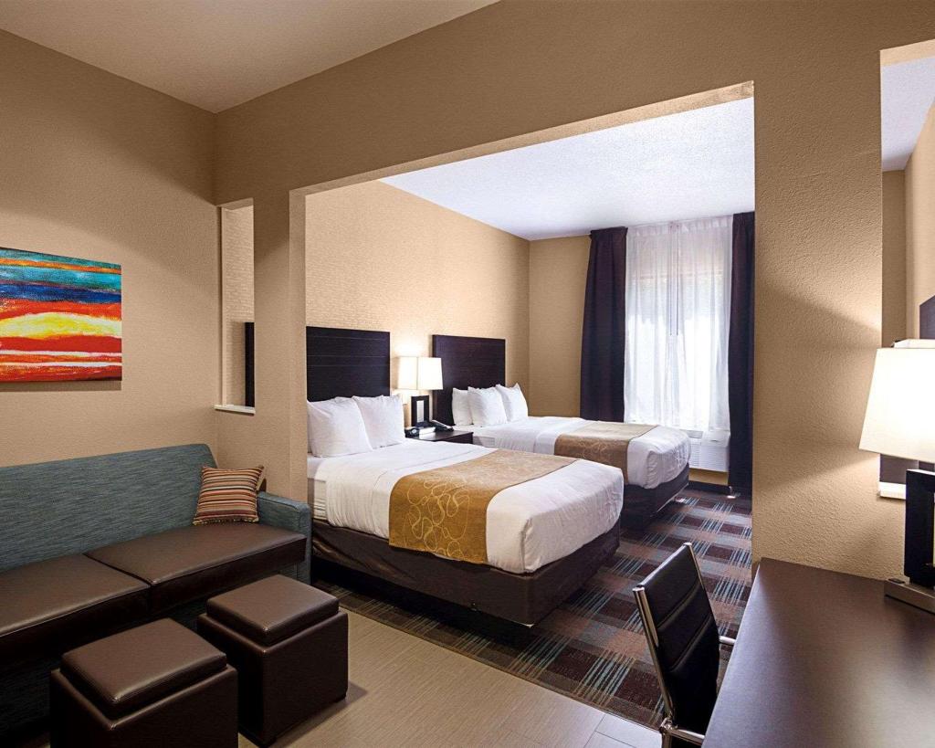 Comfort Suites Houston West at Clay Road