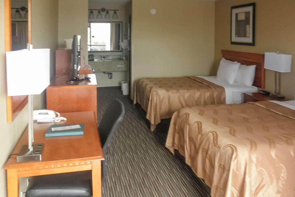 Quality Inn Columbus, Ms