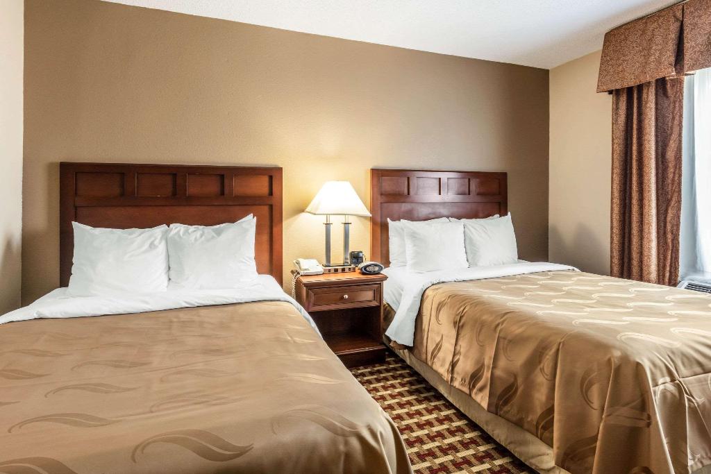 Quality Suites Paducah