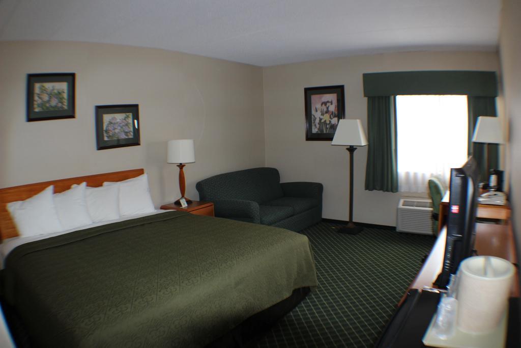 SureStay Plus Hotel by Best Western Smithfield