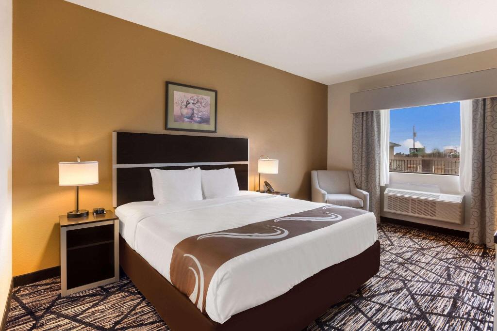 Quality Inn & Suites Pearl-Jackson