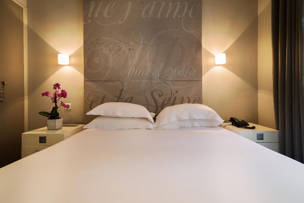 Hotel Chambellan Morgane, Frankreich, Paris. Großes 10