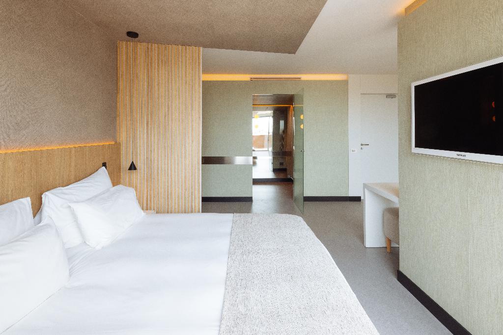 Junior Suite With Balcony photo 1