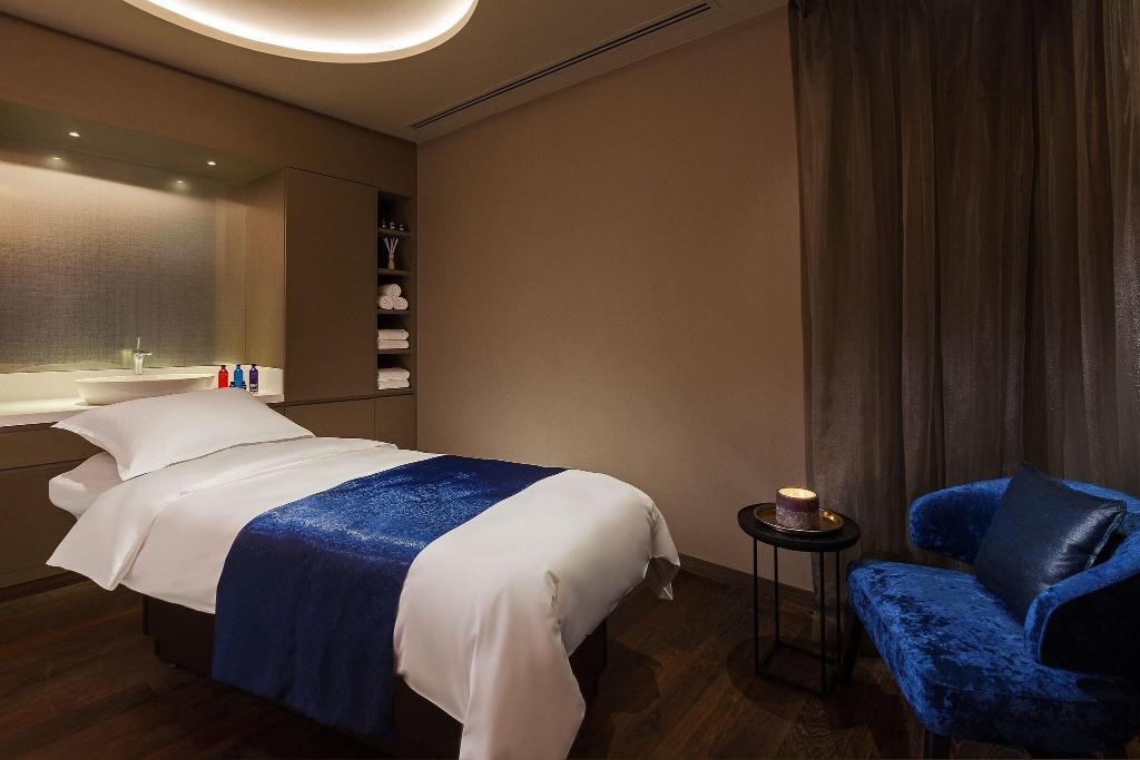 hotel-thumb