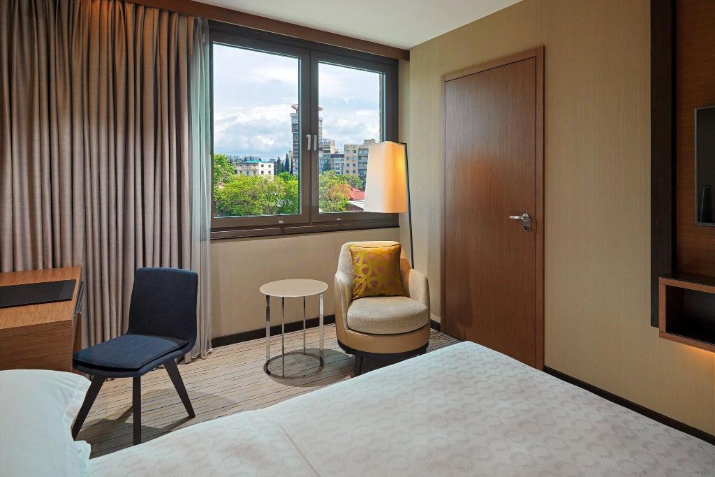 hotel-thumb