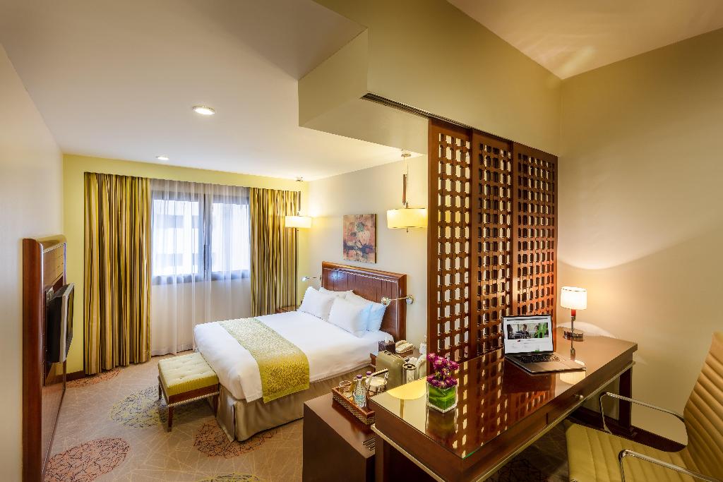 Holiday Inn Al Qasr