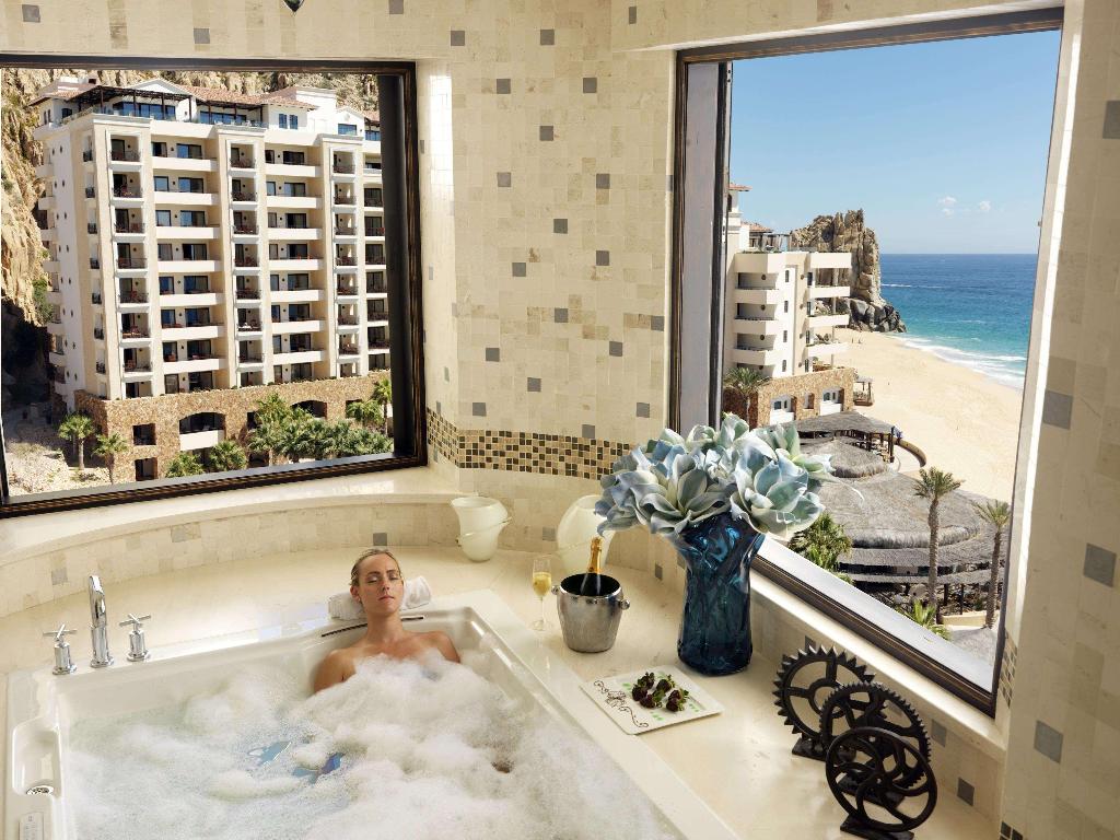 Grand Solmar Lands End Resort & Spa