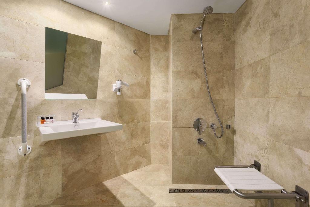 Ramada By Wyndham Istanbul Grand Bazaar