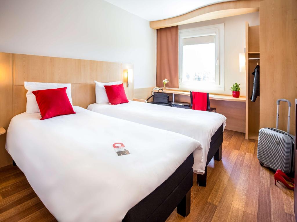 ibis Plzen