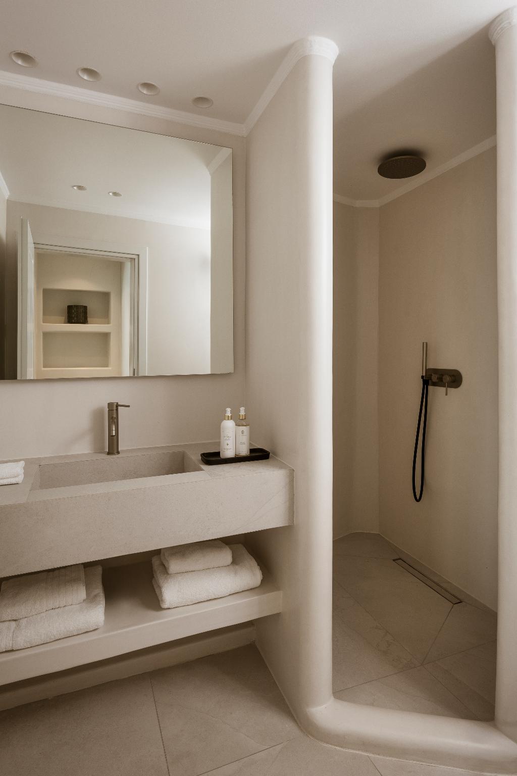 Aqua Luxury Suites photo 181