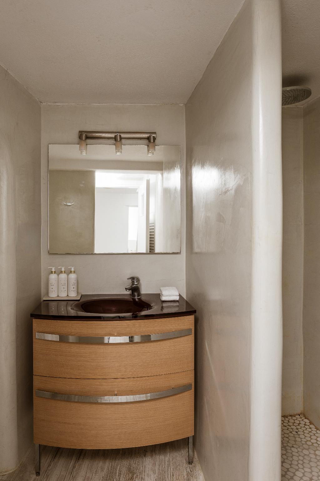 Aqua Luxury Suites photo 364