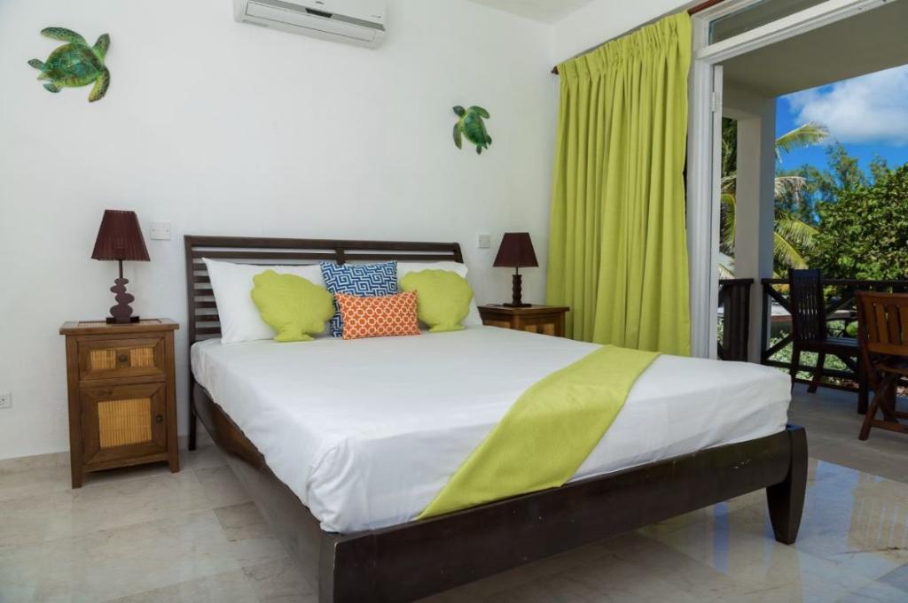 Ocean Spray Beach Apartments