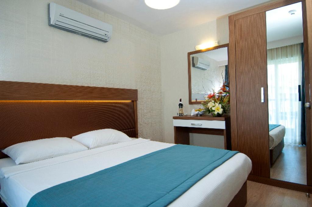 Supreme Boutique Hotel