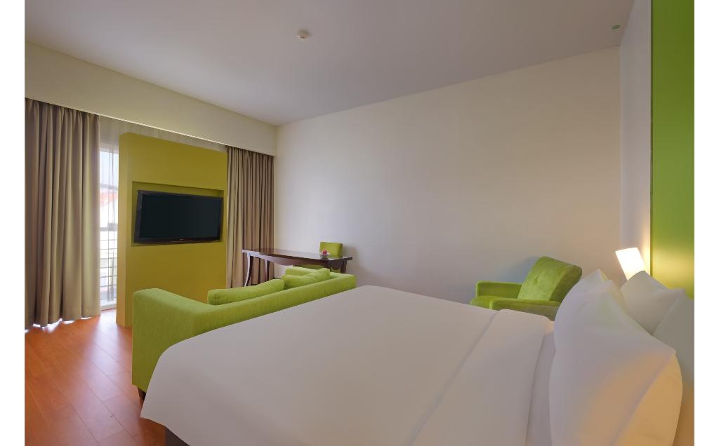 Quest Hotel Simpang Lima - Semarang