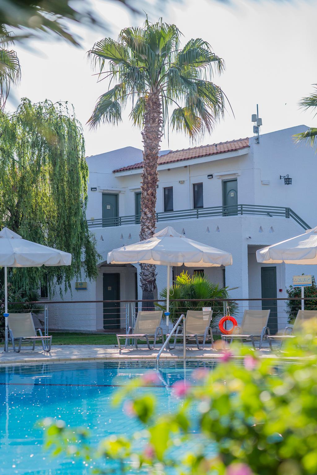 Hotel Golden Coast Hotel & Bungalows, Griechenland, Marathon. Großes 179
