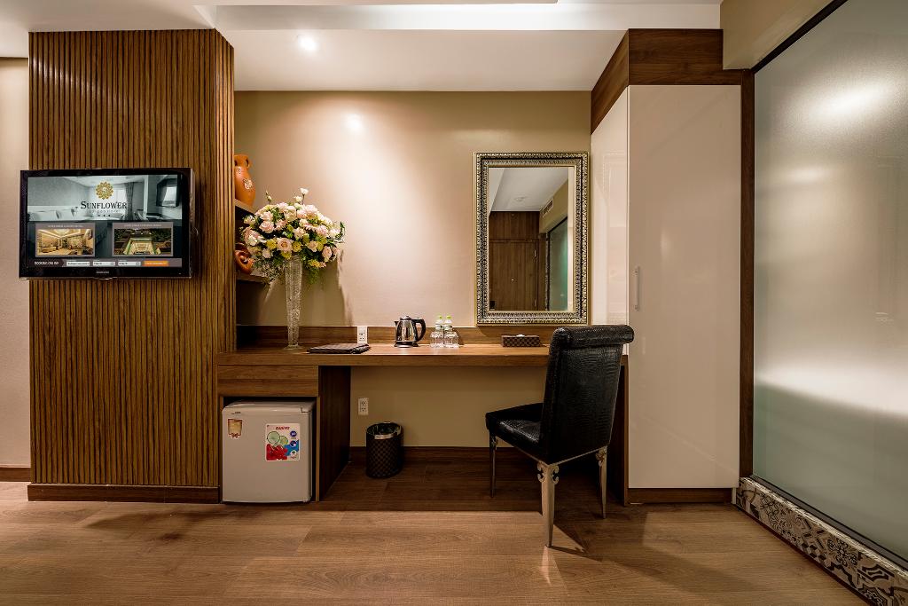 Sunflower Luxury Hotel