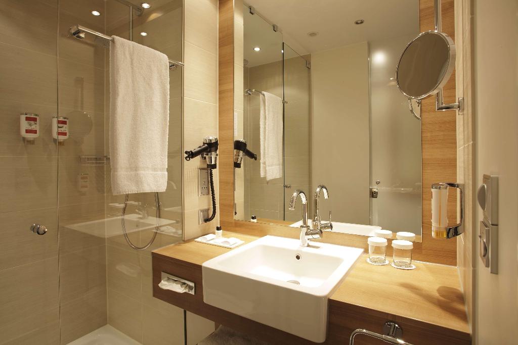 Hotel H4 Hotel Berlin Alexanderplatz, Deutschland, Berlin. Großes 2