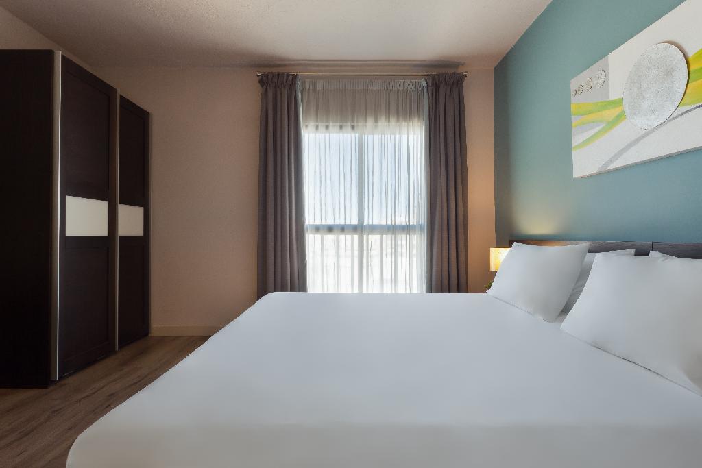 hotel-thumb