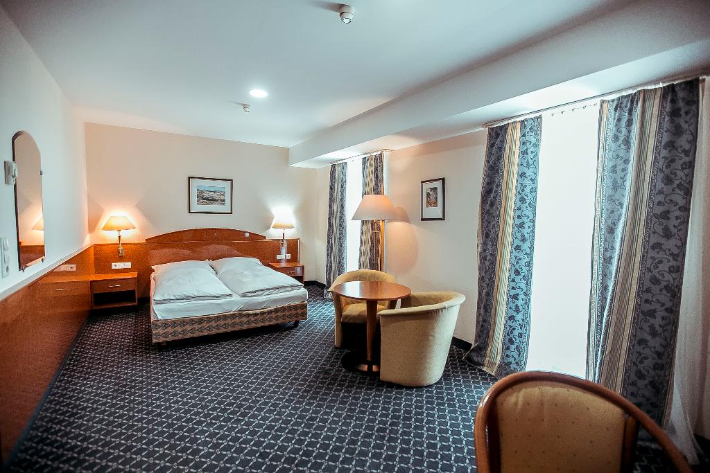 Shodlik Palace Hotel