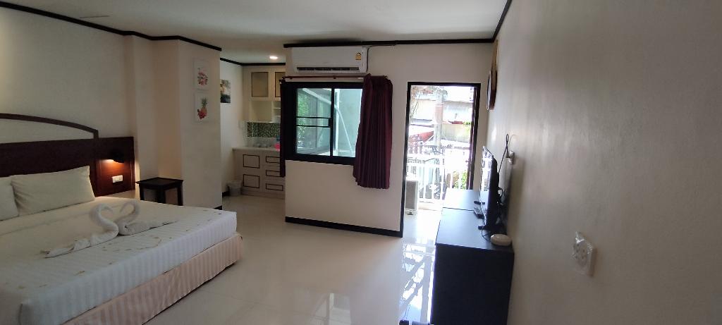 Outdoor Inn Kata Phuket