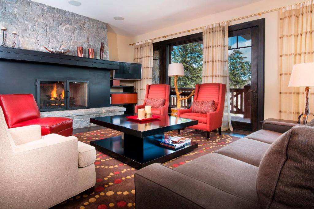 Bachelor Gulch Village by Vail Resorts