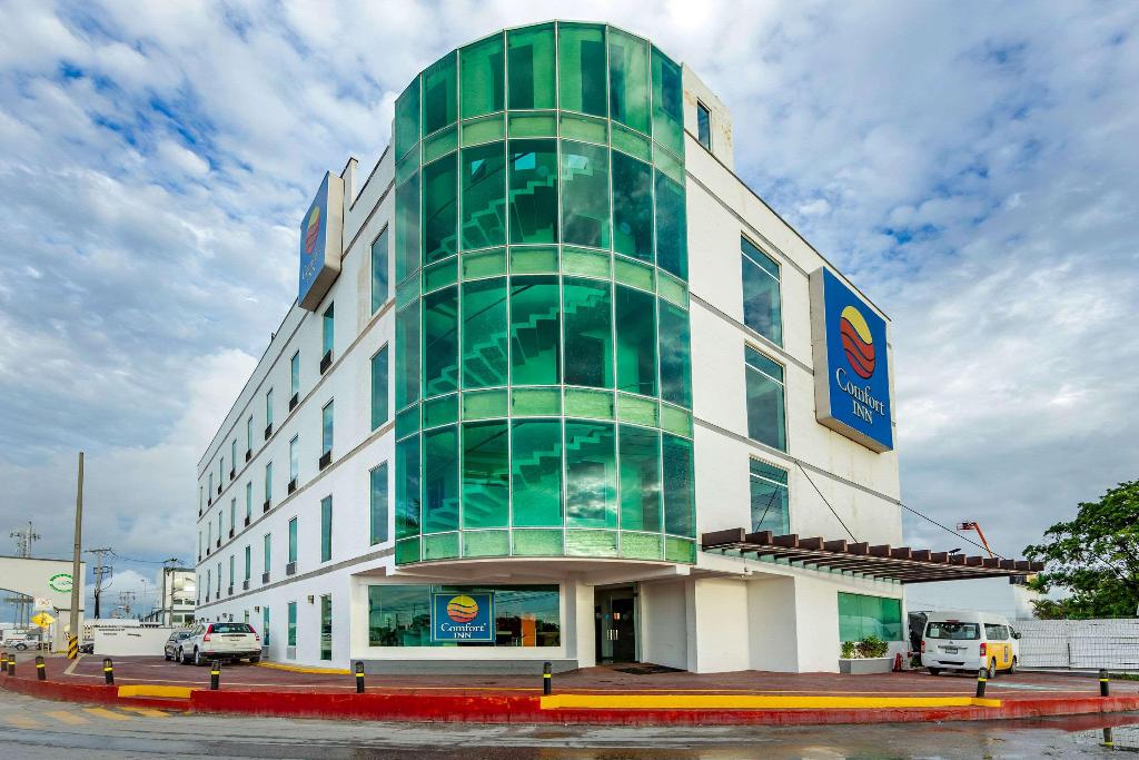 Comfort Inn Cancun Aeropuerto, vista principal