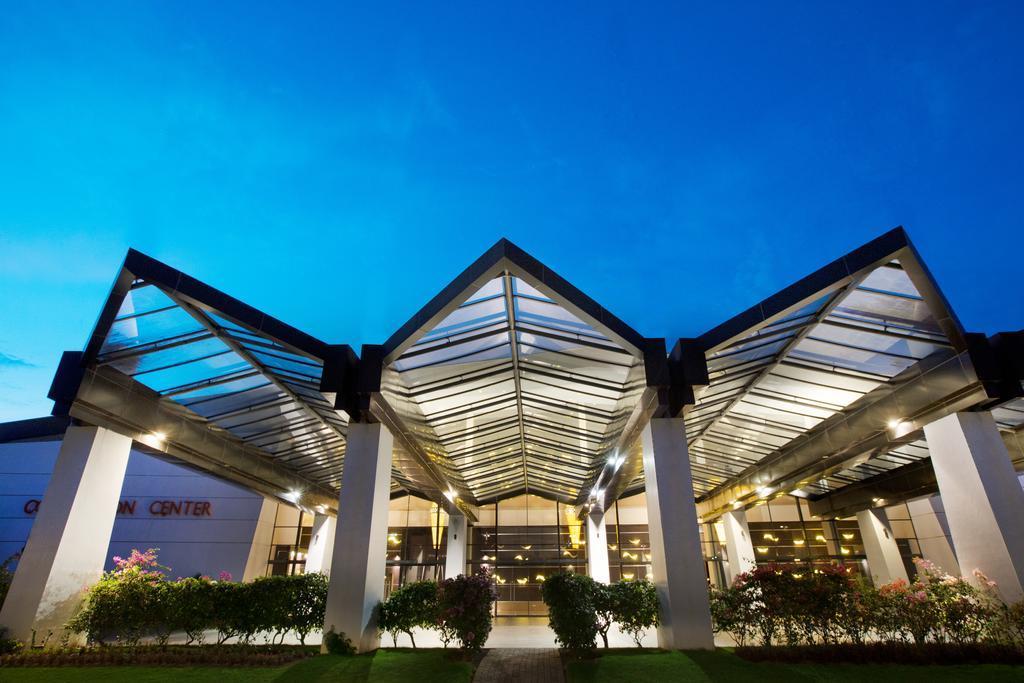 Novotel Manado Convention Ctr en Manado BestDay com Novotel Manado Convention Ctr en Manado BestDay com